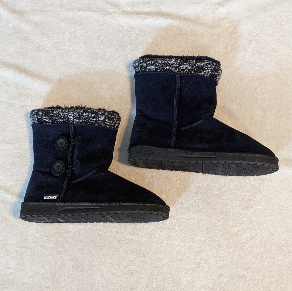 Navy blue boots